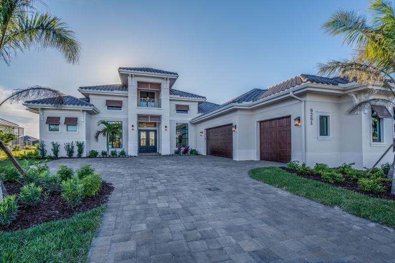 How Paver Driveways Handle Heavy Vehicle Traffic