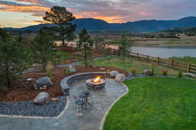 Flagstone Fire Pit